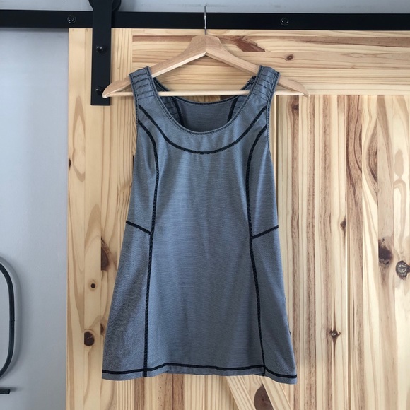 🍋 Lululemon tank. Size 6. - Picture 1 of 7